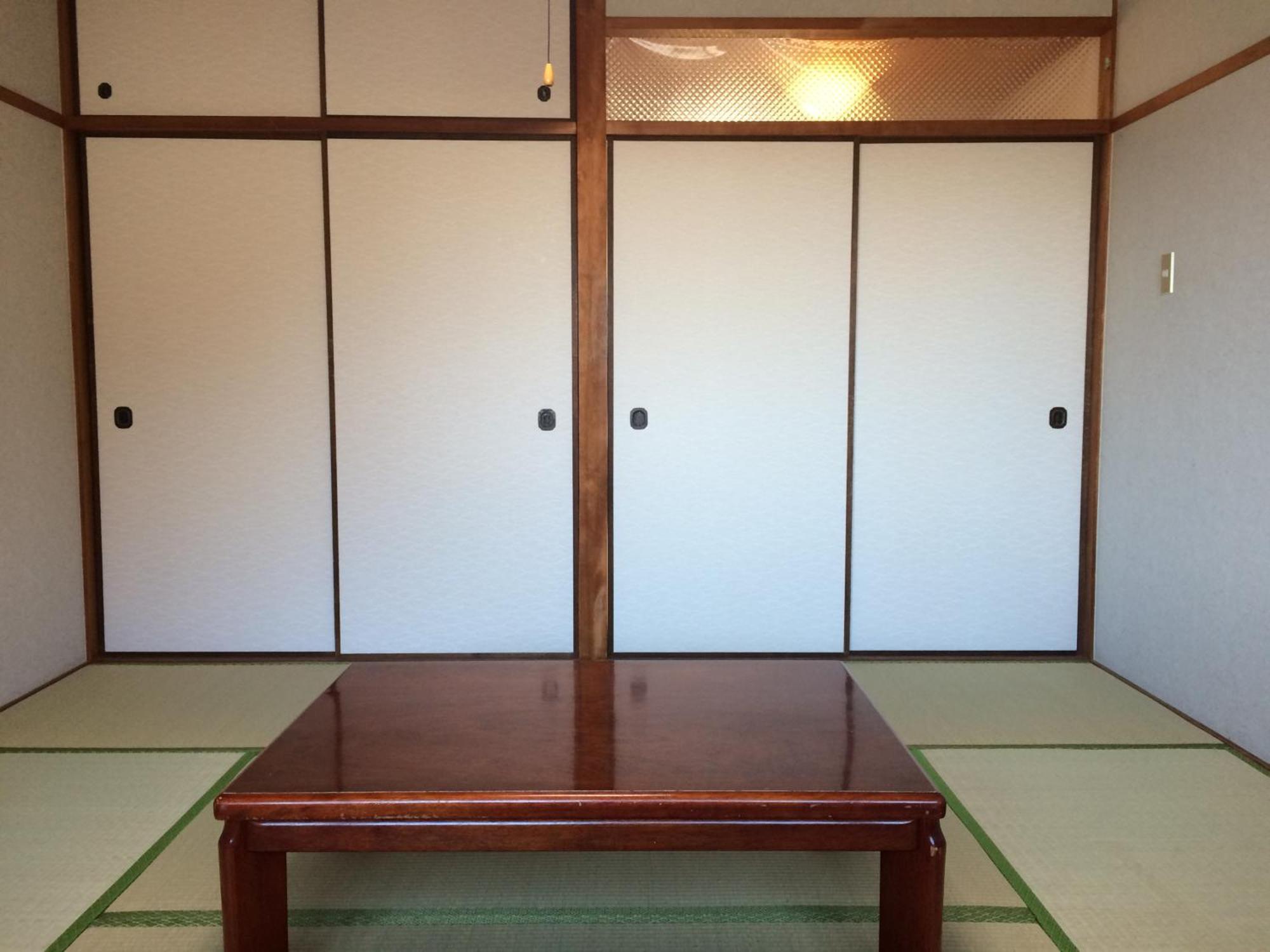 Shodoshima Olive Youth Hostel Rom bilde