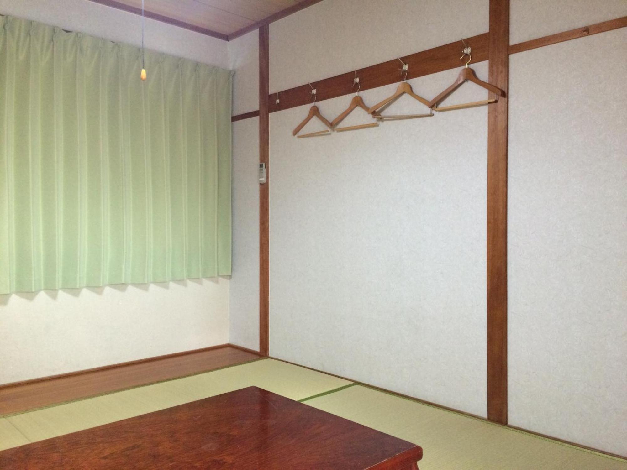 Shodoshima Olive Youth Hostel Rom bilde