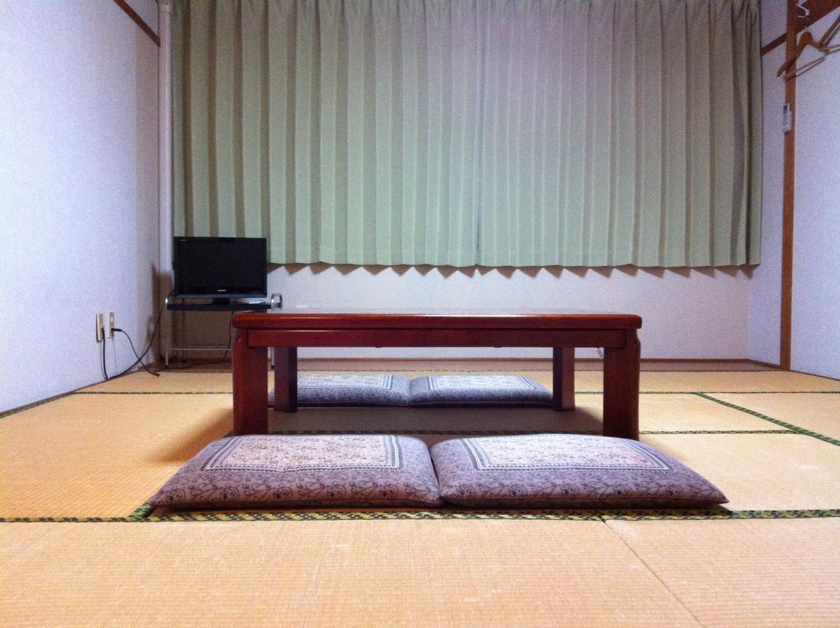 Shodoshima Olive Youth Hostel Rom bilde