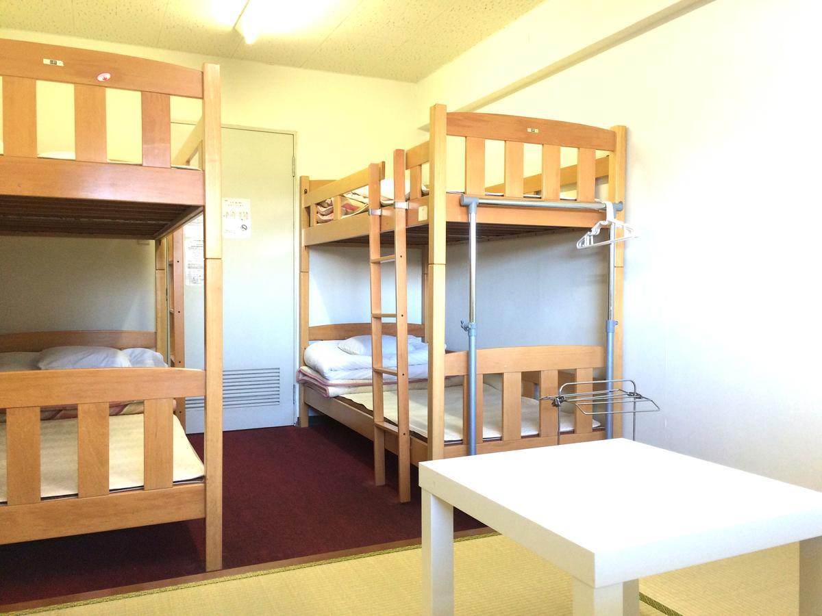 Shodoshima Olive Youth Hostel Rom bilde